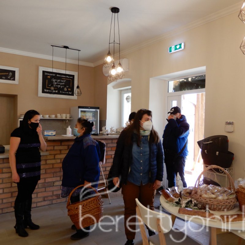 Megnyílt az Apáti Ízek Kereskedőház 51